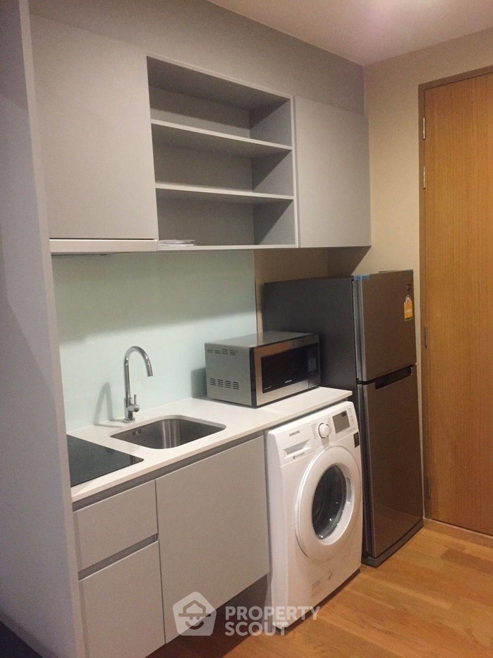 รูป คอนโด สตูดิโอ ที่ โนเบิล รีโว สีลม ใกล้ BTS สุรศักดิ์ (ID 2746378) - รูปที่ 8/8