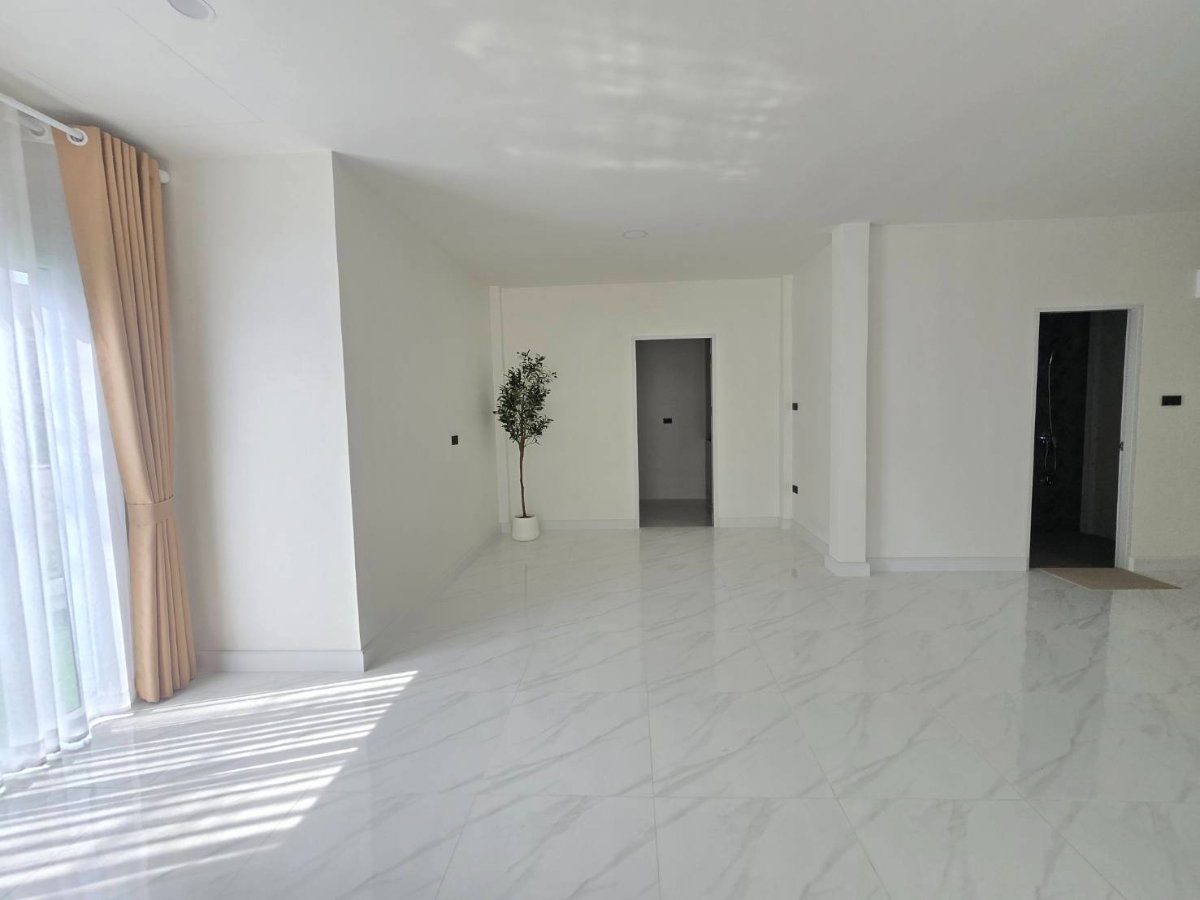 รูป ทาวน์เฮ้าส์หลังมุม ทำเลดีเยี่ยม รีโนเวทใหม่ สวยพร้อมอยู่ หมู่บ้านฟ้าปิยรมย์ เฟส1 เรือนหลวง ลำลูกกาคลอง6 บึงคำพร้อย ปทุมธานี ของแถมเยอะ - รูปที่ 17/45