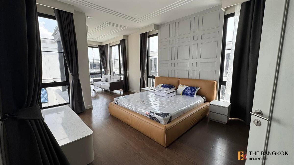 รูป Malton Gates - Krungthep Kreetha 🏡 บ้านเดี่ยว Super Luxury ทำเลทองโซนกรุงเทพกรีฑา ดีไซน์ Courtyard กลางบ้าน 💎 - รูปที่ 4/13