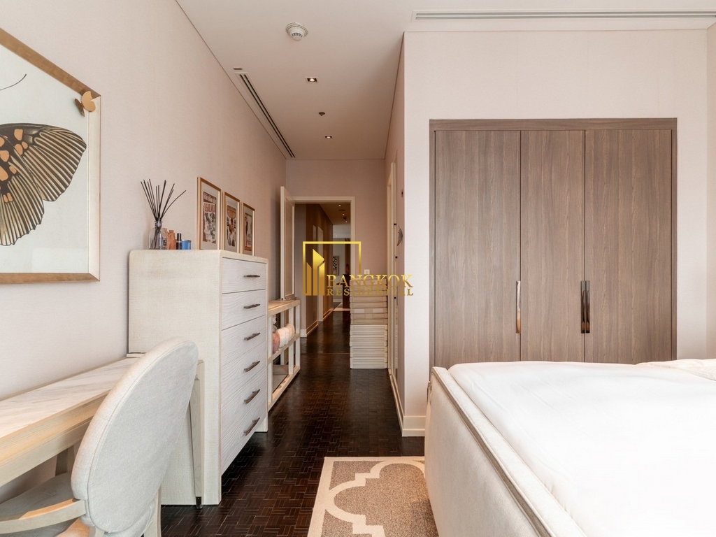 รูป The Ritz Carlton Residences | Elegant 3 Bedroom Luxury Condo - BR17565CD - รูปที่ 7/29