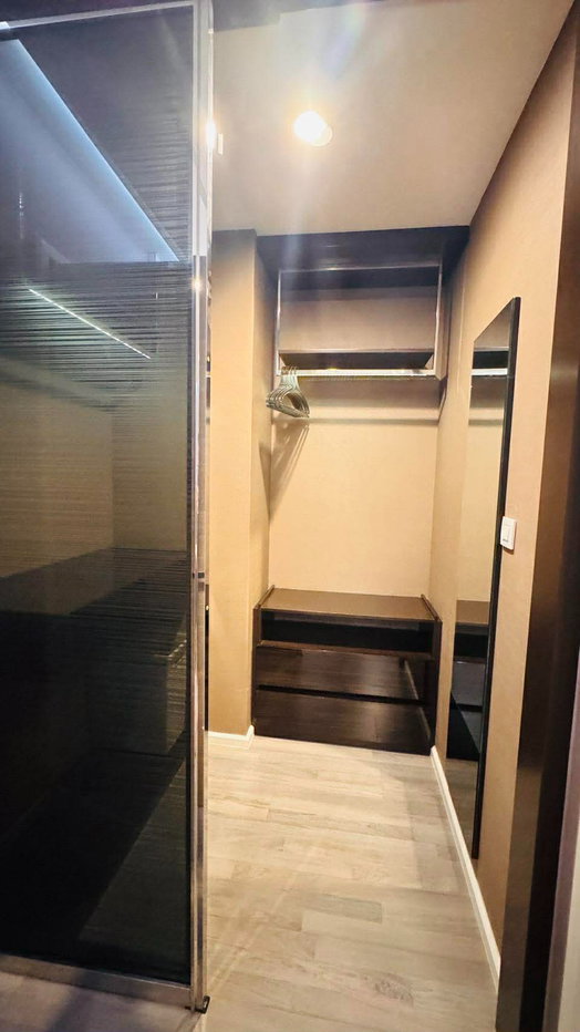 รูป 🔥[ Rare Item! ส่วนลดเกือบ 3 ล้าน ] ✨ขายคอนโด The Room สาทร-เซนต์หลุยส์ – ห้องมุม วิวสวย สภาพนางฟ้า ✨ - รูปที่ 7/38