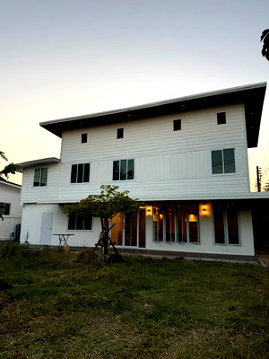 บ้านเดี่ยว เมืองหนองคาย หนองคาย : ขายบ้านเดี่ยว 2 ชั้น 100 ตร.ว. บ้านรีโนเวทใหม่ ติดถนนริมโขง 2 ข้างแปลงมุม ทำเลหายาก