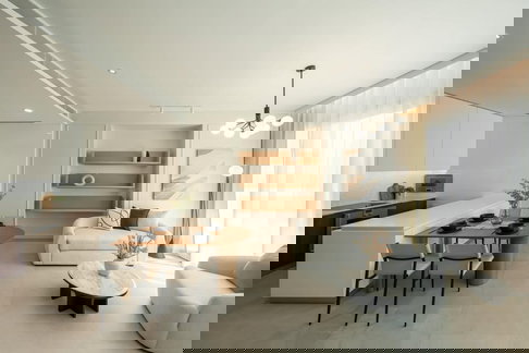 (Co-Agent Com 80%) ปล่อยเช่า 185 Rajadamri ราคา 84,000 บาท