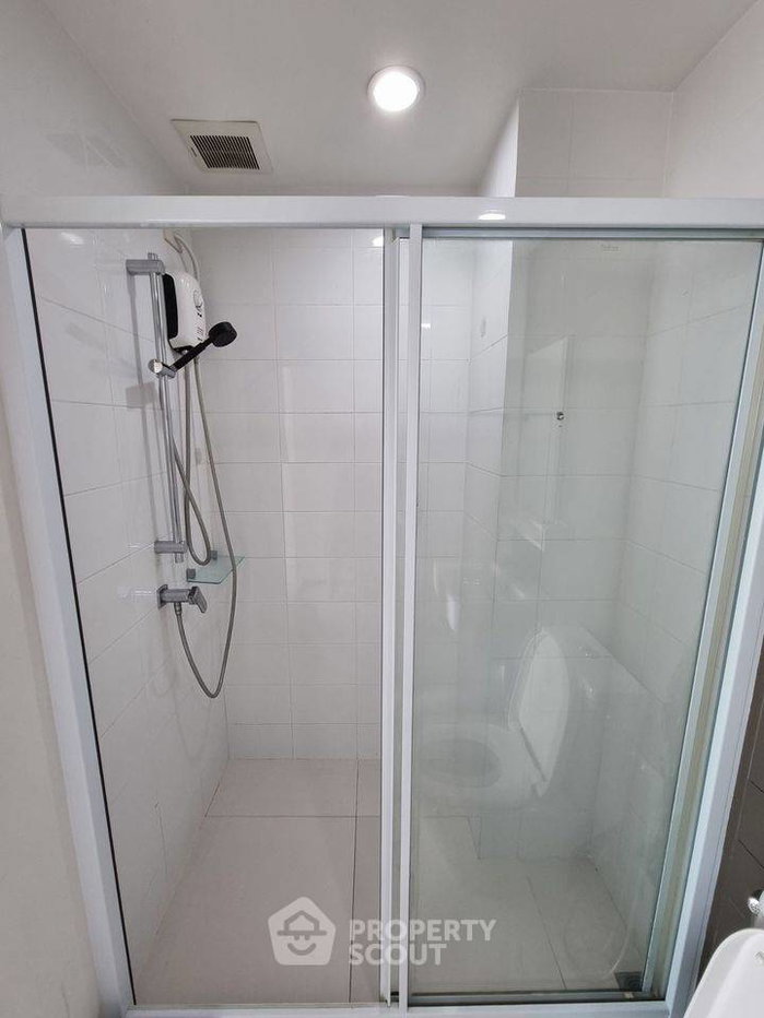 รูป คอนโด 1-ห้องนอน ที่ เดอะ คีย์ บีทีเอส วุฒากาศ ใกล้ BTS วุฒากาศ (ID 666932) - รูปที่ 3/16