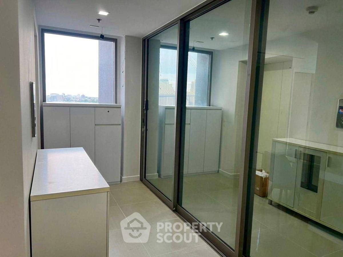 picture 2-BR Condo at Star View close to Phra Ram 3 (ID 2657048) - 11/15