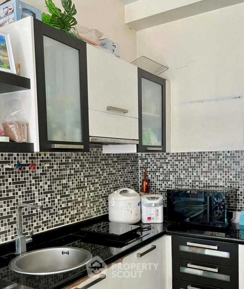 รูป คอนโด 2-ห้องนอน ที่ โฟร์ วิงส์ เรสสิเด้นส์ ใน หัวหมาก (ID 2744316) - รูปที่ 2/8