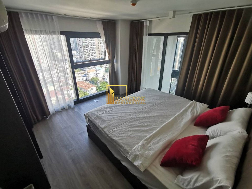 รูป The Lofts Silom | Stylish 2 Bedroom Duplex Condo For Rent - BR15732CD - รูปที่ 9/26