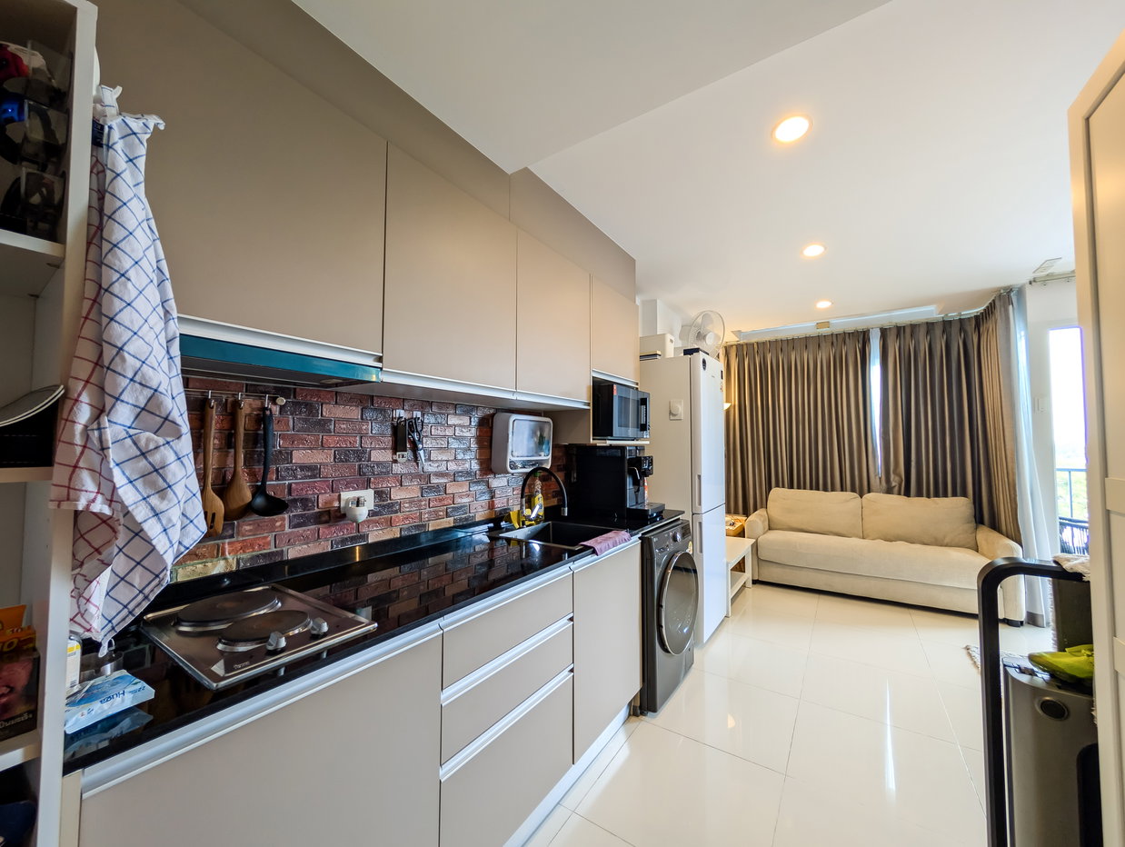 picture For Sale Diamond Suites Studio on Thappraya Road Pattaya - 6/12