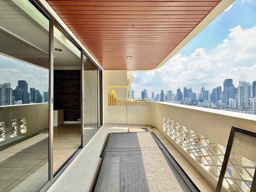 รูป Renovated 3 Bed Apartment in Phrom Phong Area - BR21169CD - รูปที่ 8/41