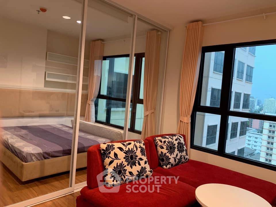 picture 1-BR Condo at The Crest Phahonyothin 11 near BTS Ari (ID 392916) - 6/16