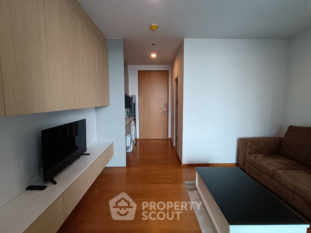 รูป คอนโด สตูดิโอ ที่ โนเบิล รีโว สีลม ใกล้ BTS สุรศักดิ์ (ID 2745456) - รูปที่ 2/13