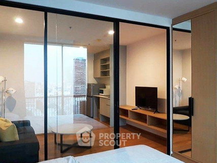 Studio Condo at Noble Revo Silom near BTS Surasak (ID 2744694)