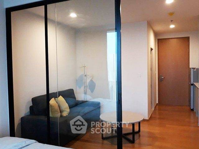 รูป คอนโด สตูดิโอ ที่ โนเบิล รีโว สีลม ใกล้ BTS สุรศักดิ์ (ID 2744694) - รูปที่ 2/6