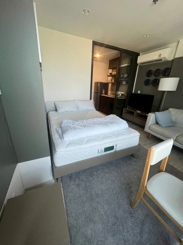 รูป 🏙️ปล่อยเช่าคอนโด XT Huai Khwang ห้องสวย ทำเลดี ใกล้ MRT🚆ห้องโปร่ง แสงธรรมชาติเข้าสวยมาก 🌤️ อยู่แล้วสบายใจ ฟีลดีสุด ๆ 💖  - รูปที่ 3/8