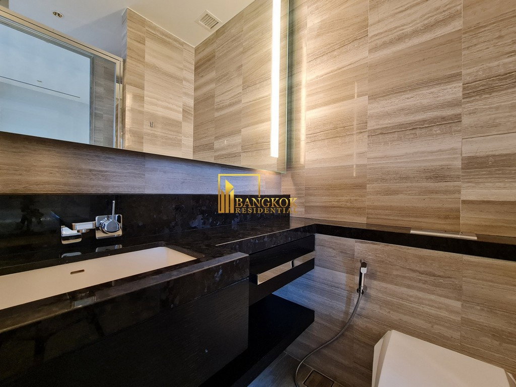 รูป The Four Seasons Residences | Stunning 3 Bed Luxury Condo - BR9600CD - รูปที่ 31/62