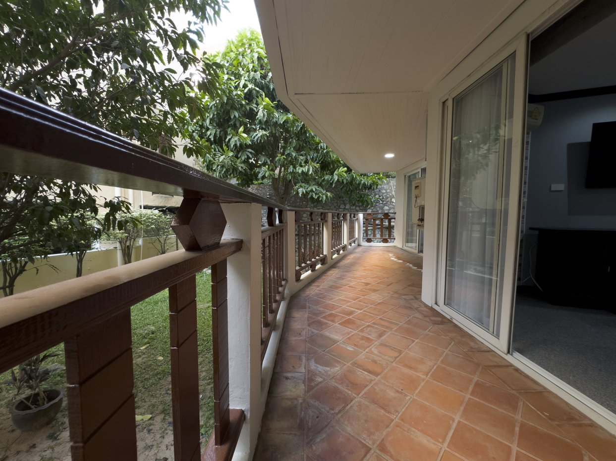 รูป 2 Bed Condo for Rent at Royal Hill Resort in Thappraya Pattaya - รูปที่ 14/17