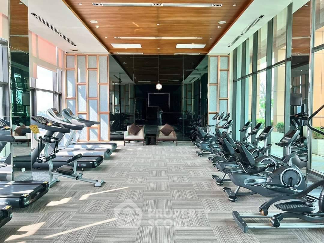 รูป ห้องชั้นสูง 1 ห้องนอน 38 ตร.ม. Rhythm Sathorn ใกล้ BTS สะพานตากสิน 300 ม. (ID 2745453) - รูปที่ 12/13