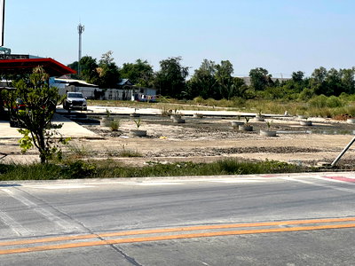 เช่าที่ดิน ถนนประชาอุทิศ ทุ่งครุ : ให้เช่าที่ดินแปลงใหญ่ใกล้วัดคู่สร้าง