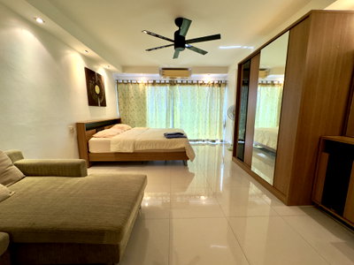 ขายคอนโด : 1 Bed Condo for Sell at Pattaya Plaza Condotel in Pattaya Central