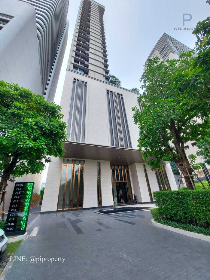 รูป ให้เช่าห้องชุด 1 ห้องนอน ตกแต่งครบครัน ที่ Esse Asoke ชั้นสูง หันหน้าไปทางทิศเหนือ อากาศเย็นสบาย ทำเลดีเยี่ยมในย่านอโศก ใกล้รถไฟฟ้า BTS และ MRT - รูปที่ 18/31