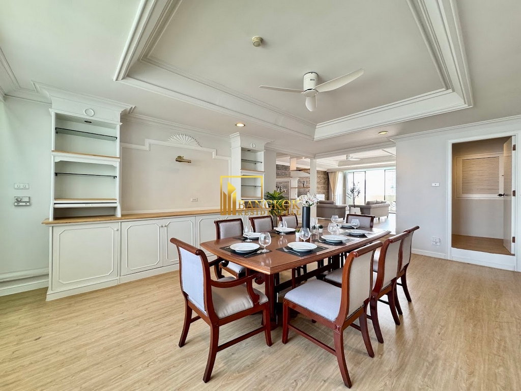 รูป Renovated 3 Bed Apartment in Phrom Phong Area - BR21169CD - รูปที่ 9/41