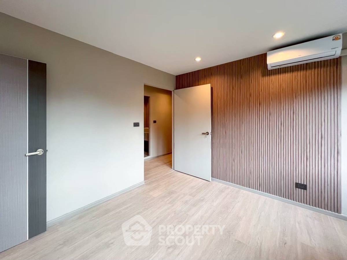 picture 2-BR Condo at Wittayu Complex near BTS Phloen Chit (ID 2744540) - 5/12