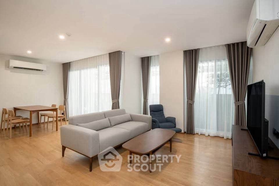 รูป คอนโด 2-ห้องนอน ที่ วอน นภา สุขุมวิท 38 คอนโดมิเนียม ใกล้ BTS ทองหล่อ (ID 2220988) - รูปที่ 2/10