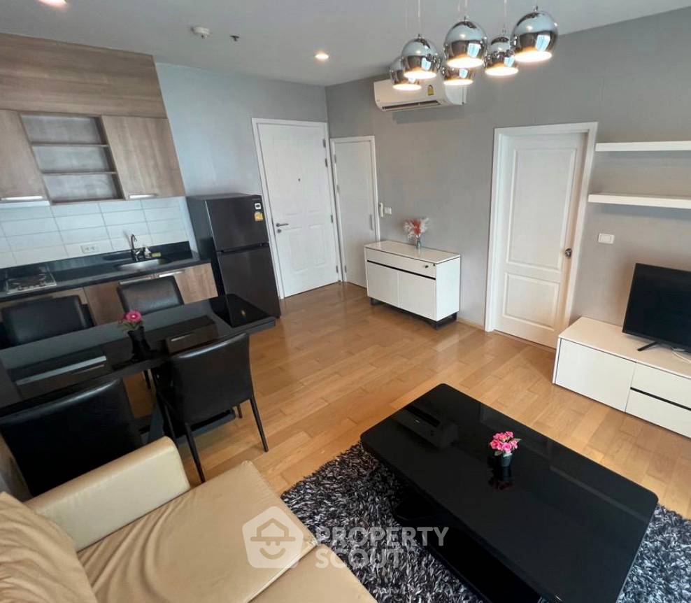 รูป คอนโด 1-ห้องนอน ที่ ไฮฟ์ สาทร ใกล้ BTS กรุงธนบุรี (ID 2744110) - รูปที่ 2/4
