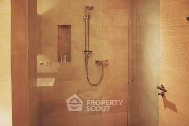 รูป คอนโด 1-ห้องนอน ที่ ศาลาแดง เรสซิเด้นซ์ คอนโดมิเนียม ใกล้ MRT สีลม (ID 2739469) - รูปที่ 7/7