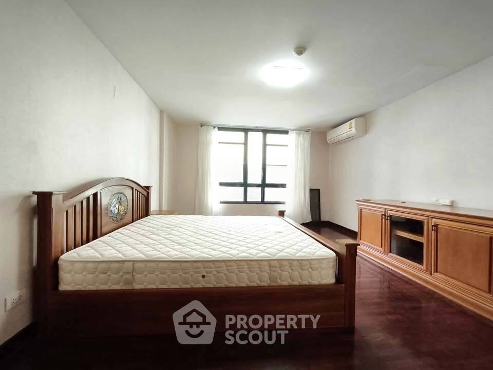 รูป คอนโด 3-ห้องนอน ที่ บ้านจันทร์ คอนโดมิเนียม ใกล้ ทองหล่อ (ID 2744548) - รูปที่ 8/14