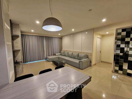 รูปภาพ 2-BR Condo at Watermark Chaophraya near BTS Krung Thon Buri (ID 2738273)