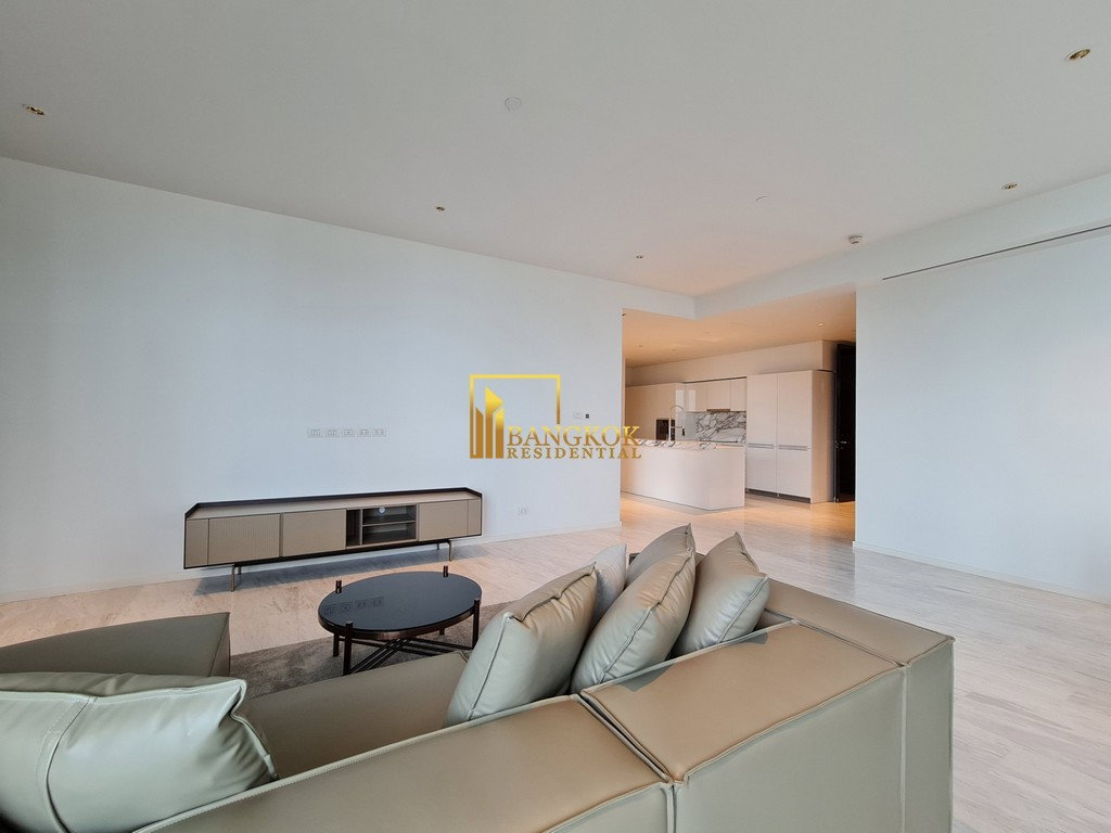 รูป The Four Seasons Residences | Stunning 3 Bed Luxury Condo - BR9600CD - รูปที่ 4/62