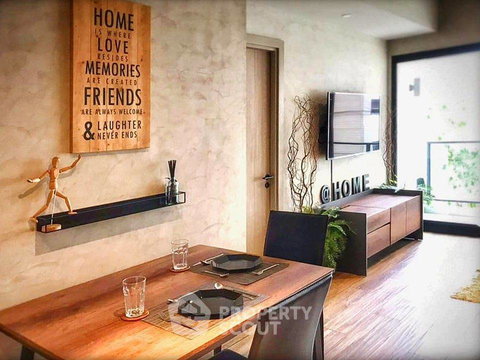 1-BR Condo at The Lofts Asoke near MRT Phetchaburi (ID 2743980)
