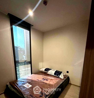 Condos for rent : 2-BR Condo at The Room Sukhumvit 38 near BTS Ekkamai (ID 2744038)