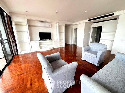 Condos for rent BTS Ari : 3-BR Condo at Baan Yosawadi near BTS Ari (ID 2744252)