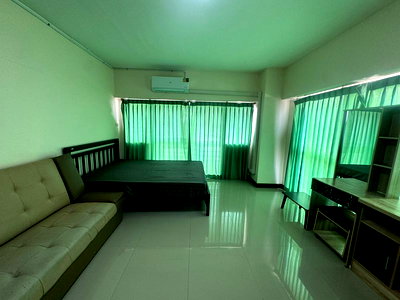 Condos for rent Robinson Sriracha : Condo for rent at Sriracha Place, great location in the heart of the city.