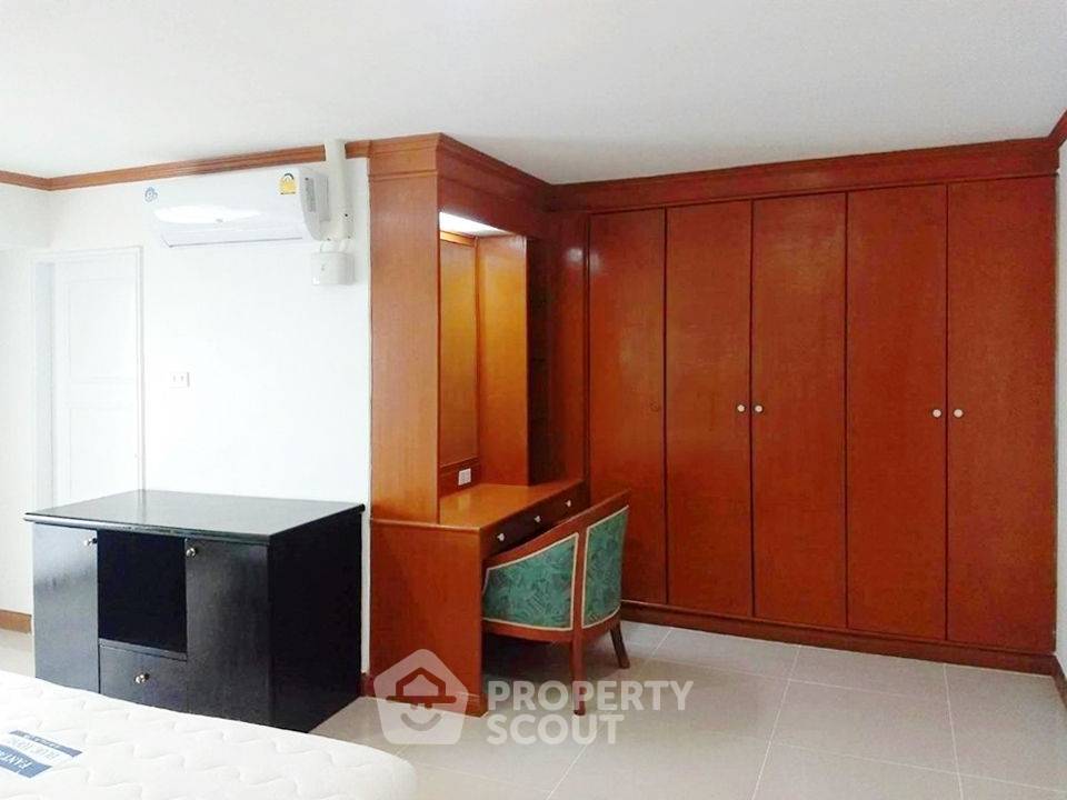 รูป คอนโด 2-ห้องนอน ที่ เดอะ วอเตอร์ฟอร์ด พาร์ค สุขุมวิท 53 คอนโดมิเนียม ใกล้ BTS ทองหล่อ (ID 2737251) - รูปที่ 3/5