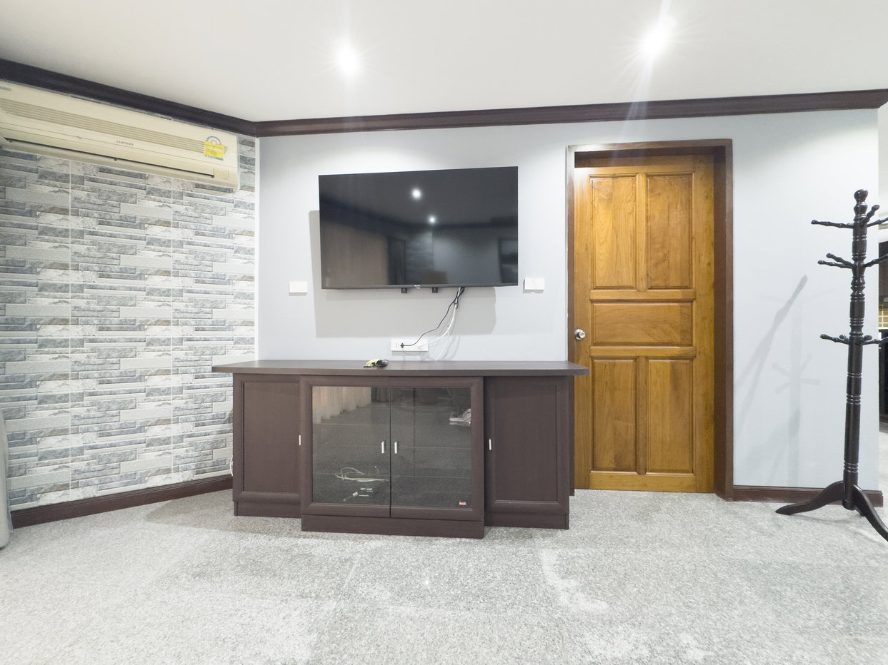 รูป 2 Bed Condo for Sale at Royal Hill Resort in Thappraya Pattaya - รูปที่ 4/17