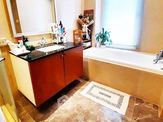 รูป คอนโด 3-ห้องนอน ที่ แฮมป์ตัน ทองหล่อ10 ใกล้ BTS ทองหล่อ (ID 2744569) - รูปที่ 2/5