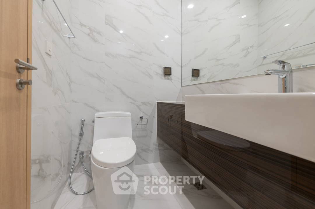 รูป คอนโด 2-ห้องนอน ที่ โนเบิล บีอี ไนน์ทีน สุขุมวิท ใกล้ BTS นานา (ID 2359359) - รูปที่ 12/12