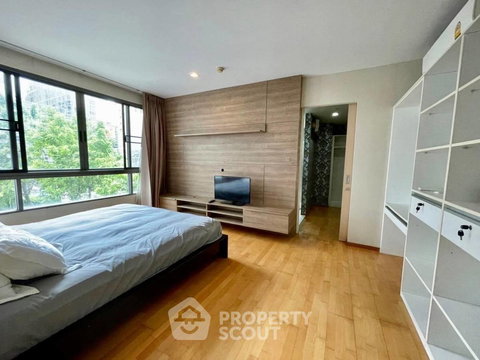 2-BR Condo at Issara @ 42 Sukhumvit Condominium near BTS Ekkamai (ID 2738735)
