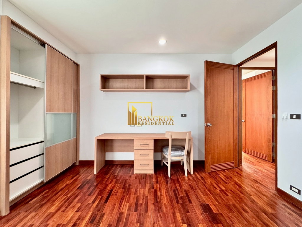 รูป Bright & Airy 4 Bedroom Luxury Apartment in Phrom Phong - BR21229AP - รูปที่ 34/55