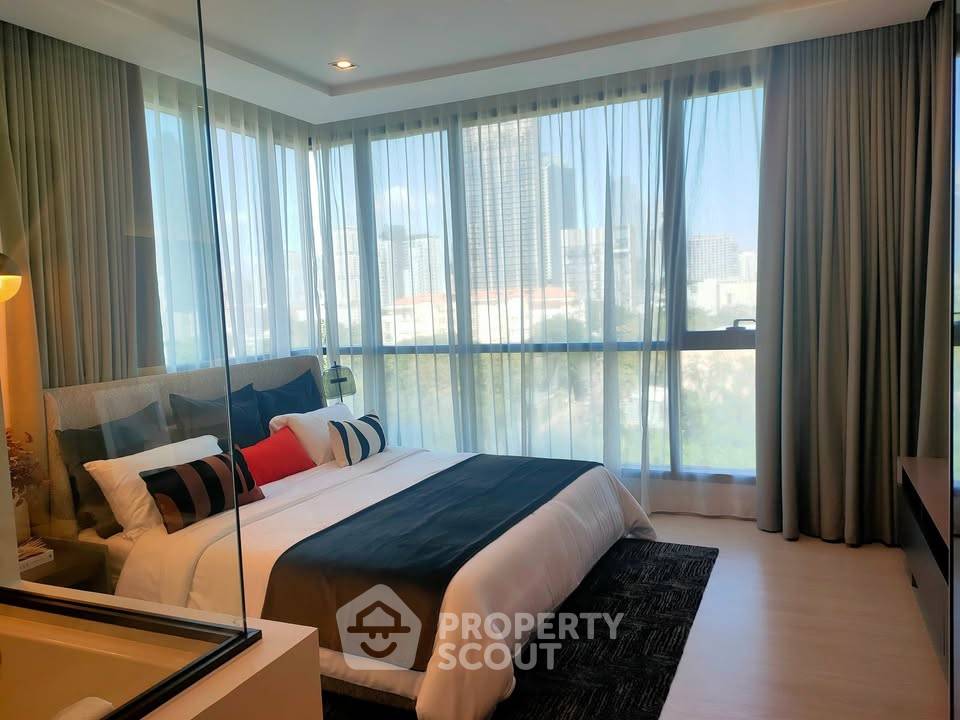 รูป คอนโด 2-ห้องนอน ที่ เดอะ รูม สุขุมวิท 38 ใกล้ BTS เอกมัย (ID 2746266) - รูปที่ 5/12