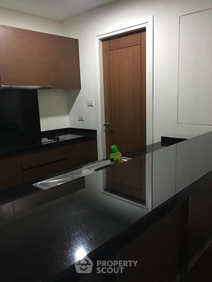 รูป คอนโด 2-ห้องนอน ที่ วินด์ สุขุมวิท 23 ใกล้ BTS อโศก (ID 2723203) - รูปที่ 3/9