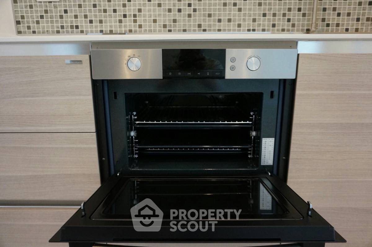 รูป คอนโด สตูดิโอ ที่ เดอะ รูม สุขุมวิท 21 ใกล้ MRT สุขุมวิท (ID 2743497) - รูปที่ 6/9