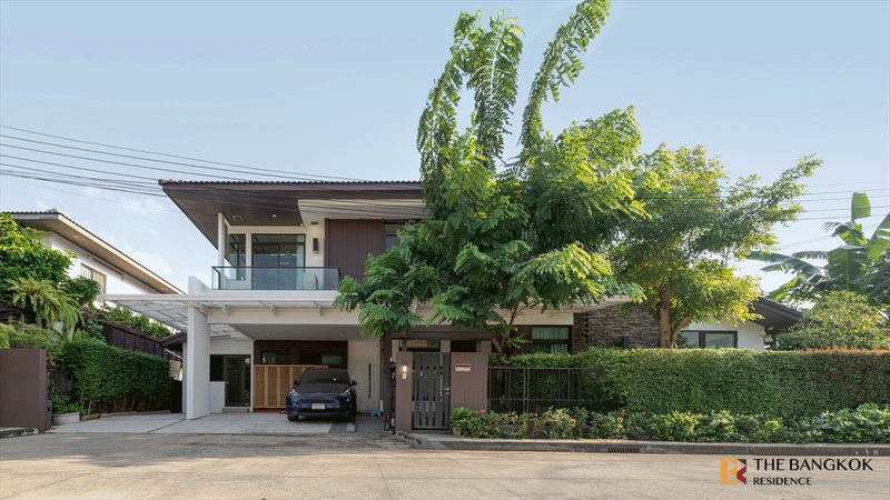 ขายบ้านเดี่ยว : 🏡ขายบ้าน Mantana Lake Watcharapol ราคา 19.57M 4 ห้องนอน บ้านหรูสำหรับครอบครัว