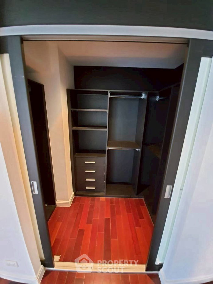 รูป คอนโด 3-ห้องนอน ที่ แอทธินี เรสซิเด้นซ์ ใกล้ BTS เพลินจิต (ID 2361050) - รูปที่ 3/10