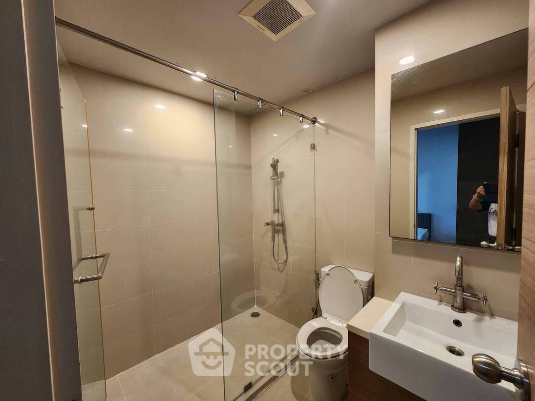 รูป คอนโด 2-ห้องนอน ที่ ไฮฟ์ ตากสิน ใกล้ BTS วงเวียนใหญ่ (ID 2746389) - รูปที่ 10/11