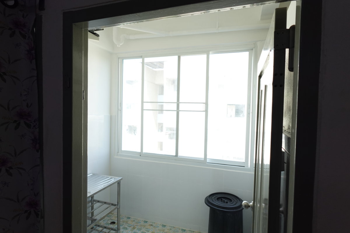 รูป ห้องปรับปรุงใหม่ เคหะออเงิน ตึก 22 ชั้น 4 - รูปที่ 13/19