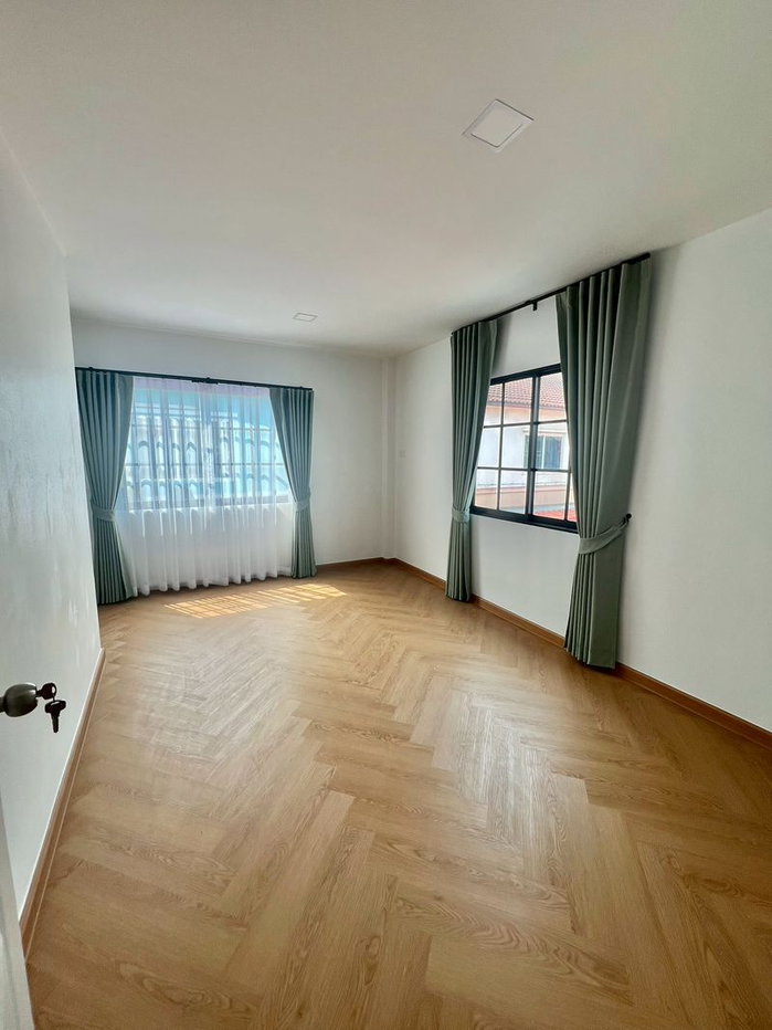 รูป ทาวน์เฮ้าส์ รีโนเวทใหม่ หมู่บ้าน เคซี.รามอินทรา 8 ซอย21 ถนนไทยรามัญ คลองสามวา พร้อมอยู่ เฟอร์นิเจอร์สวยๆ - รูปที่ 14/19